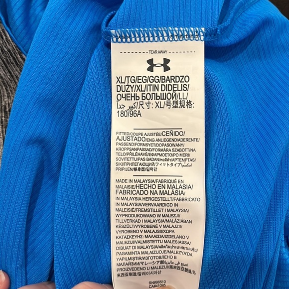 Men’s Under Armour Run zip neck blue pull over. Fitted New without tag - Picture 7 of 7